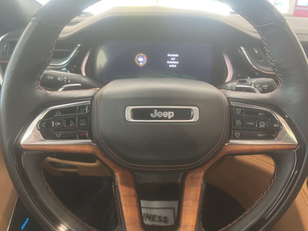 Certified 2023 Jeep Grand Cherokee Summit image 9