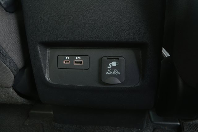 Used 2023 Nissan Frontier SV w/ Technology Package RWD image 29