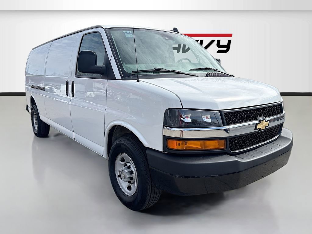 Used 2024 Chevrolet Express 3500 Extended w/ Driver Convenience Package image 1