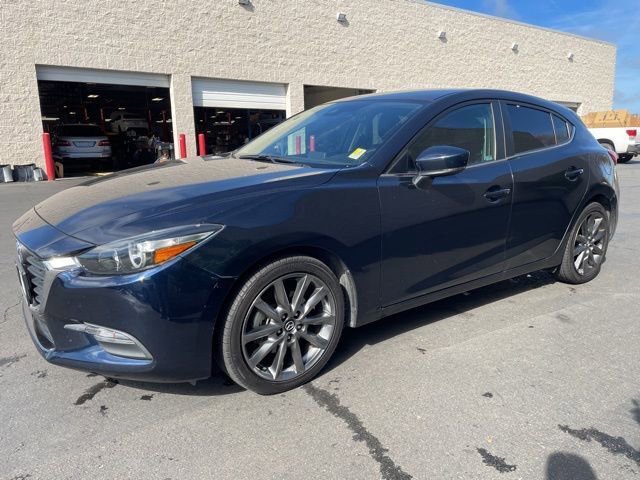 Used 2018 MAZDA MAZDA3 Touring image 4