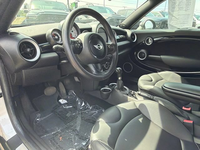 Used 2013 MINI Cooper Roadster FWD image 16