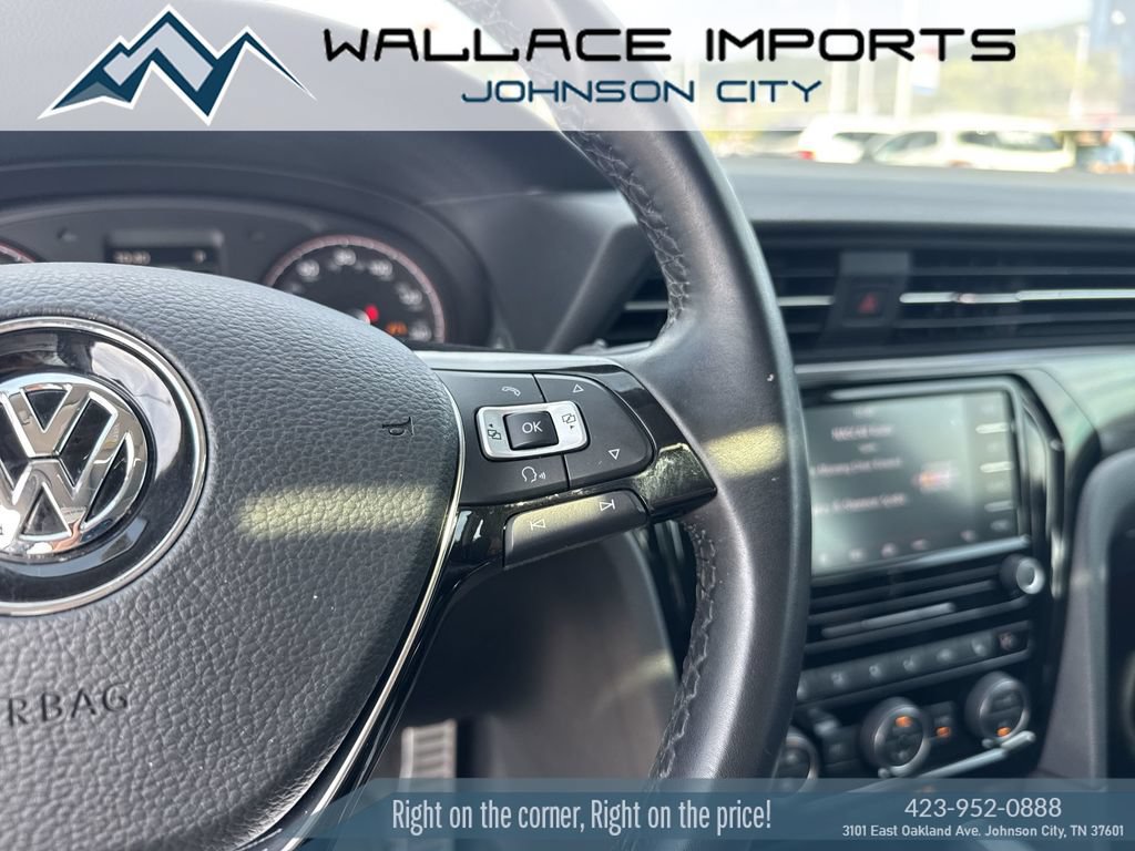 Used 2020 Volkswagen Passat 2.0T R-Line FWD image 28