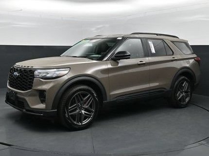 Used 2026 Ford Explorer ST-Line w/ ST-Line Street Pack AWD/4WD image 1