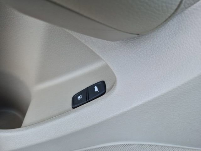 Used 2017 Acura MDX SH-AWD w/ Technology Package image 18