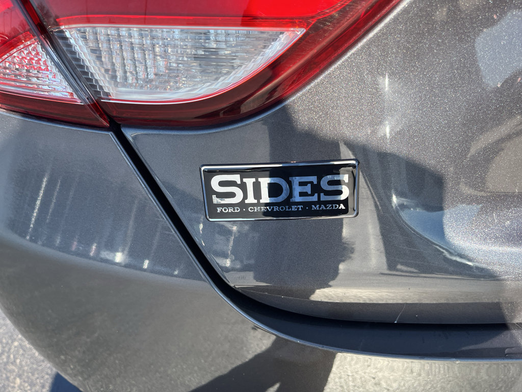 Used 2016 Chrysler 200 Limited w/ Convenience Group image 36