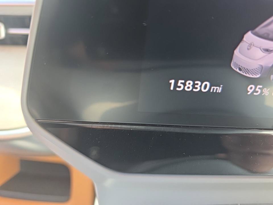 Used 2025 Volkswagen ID. Buzz Pro S Plus AWD/4WD image 20
