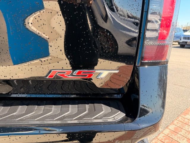 Used 2025 Chevrolet Silverado EV RST AWD/4WD image 5