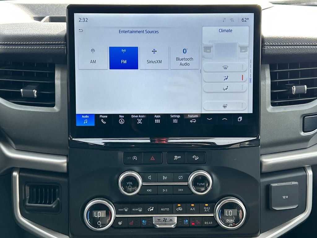 Used 2024 Ford Expedition Max XLT image 21