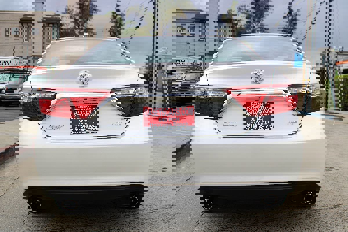 Used 2015 Toyota Camry XLE FWD image 5