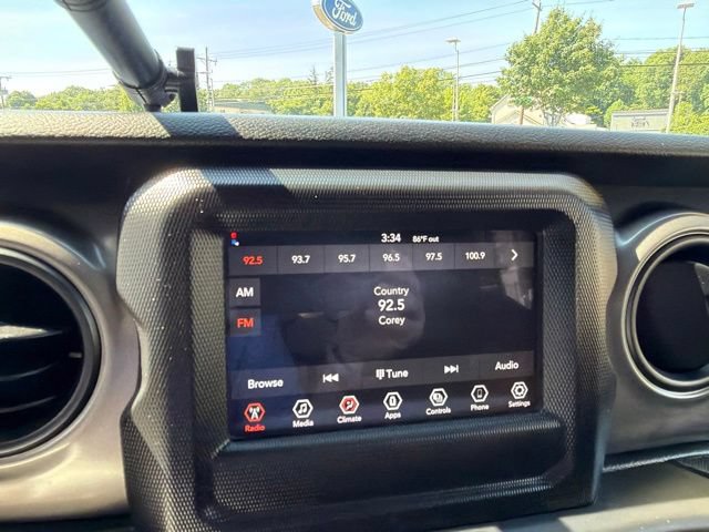 Used 2022 Jeep Wrangler Unlimited Sport AWD/4WD image 24