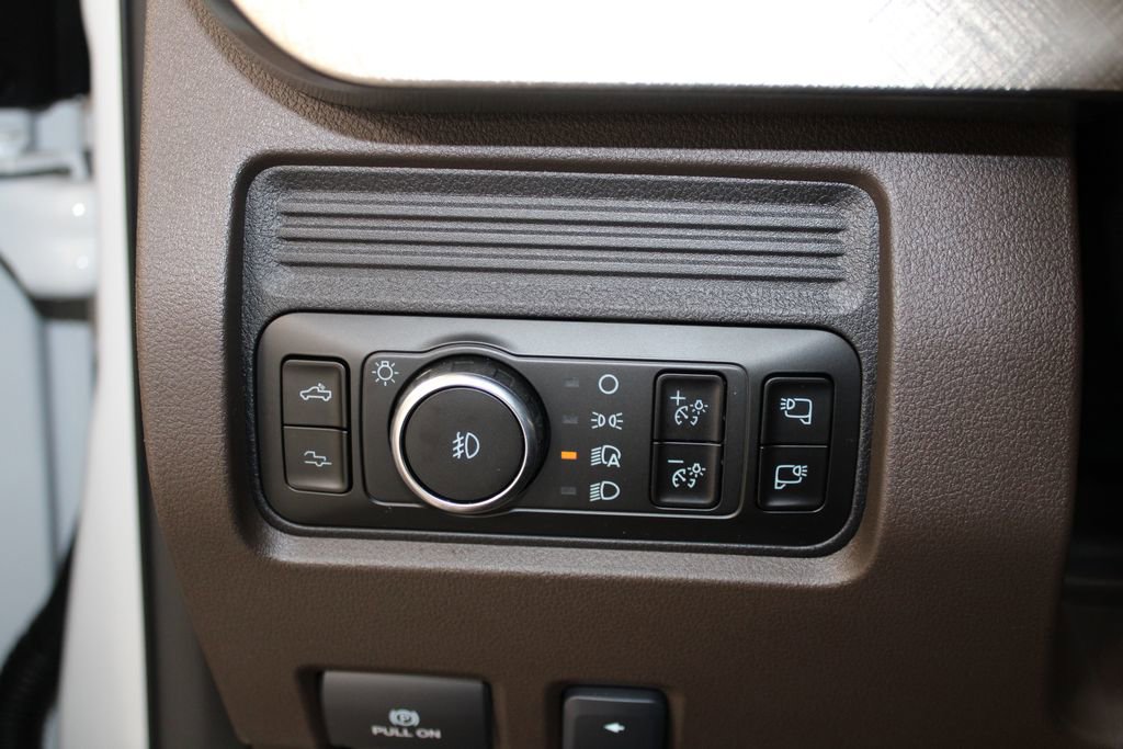 New 2026 Ford F250 King Ranch w/ Chrome Package image 47