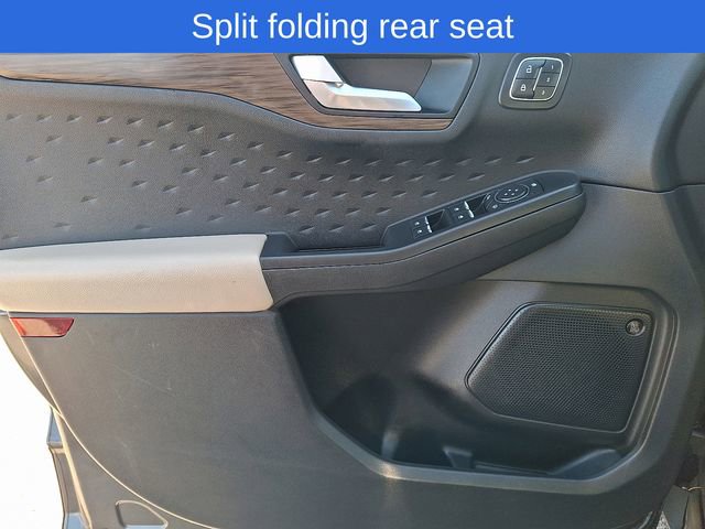 Used 2020 Ford Escape Titanium image 15