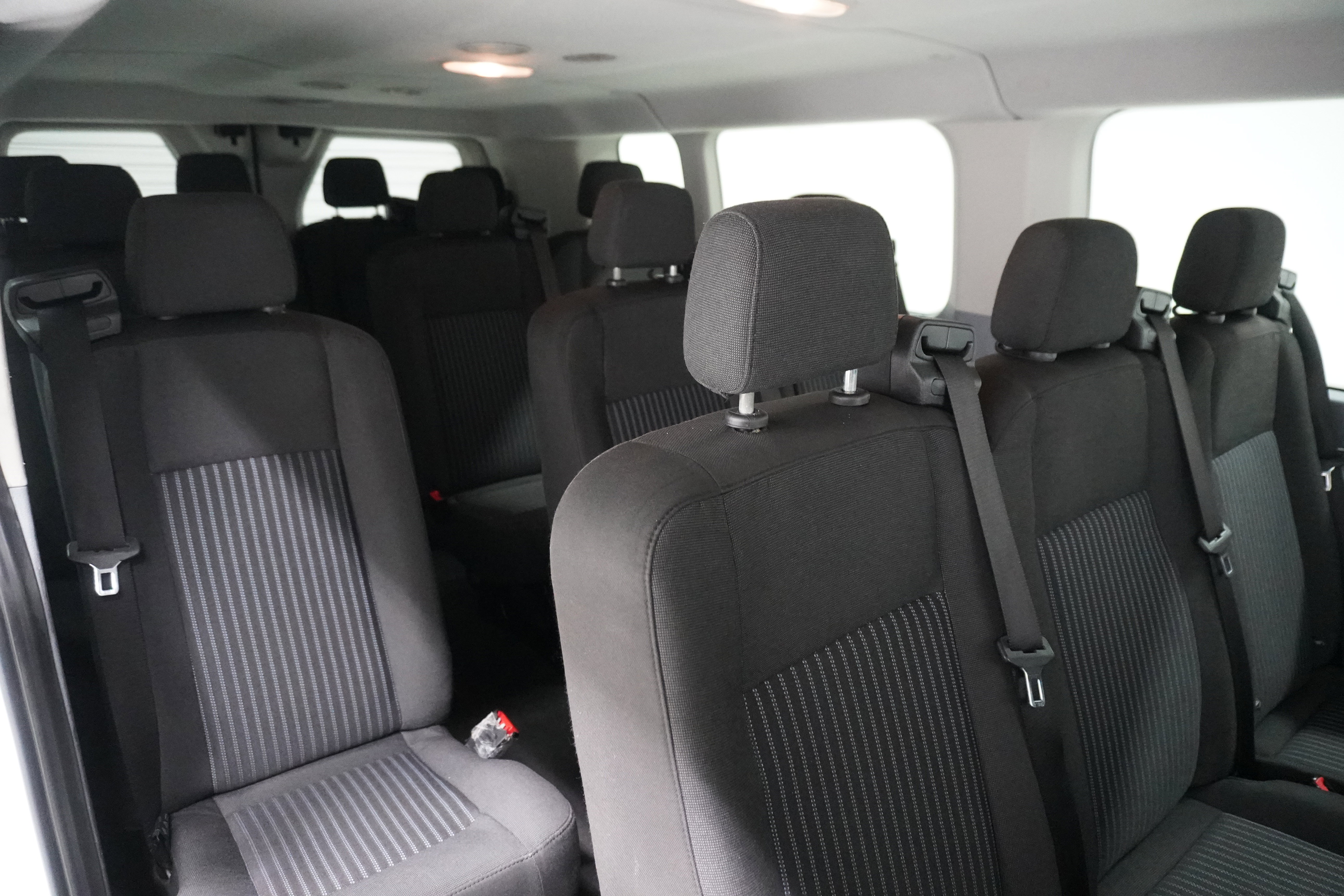 Used 2017 Ford Transit 350 XL RWD image 10