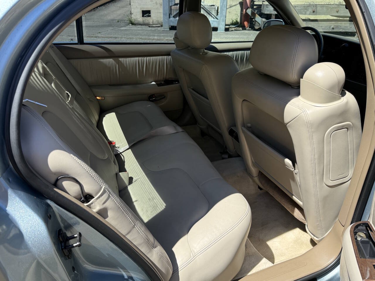 Used 2004 Buick Park Avenue w/ Prestige Feature Package FWD image 39