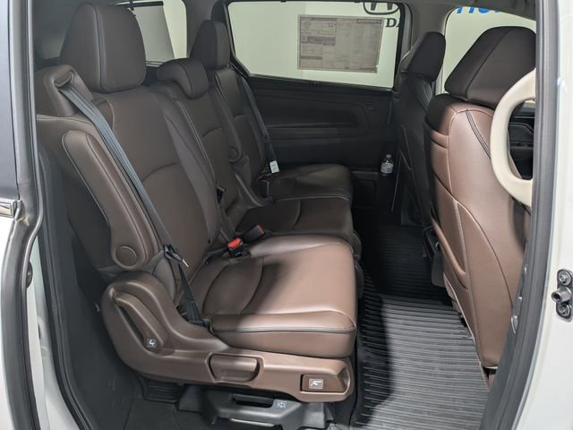New 2026 Honda Odyssey Touring image 18