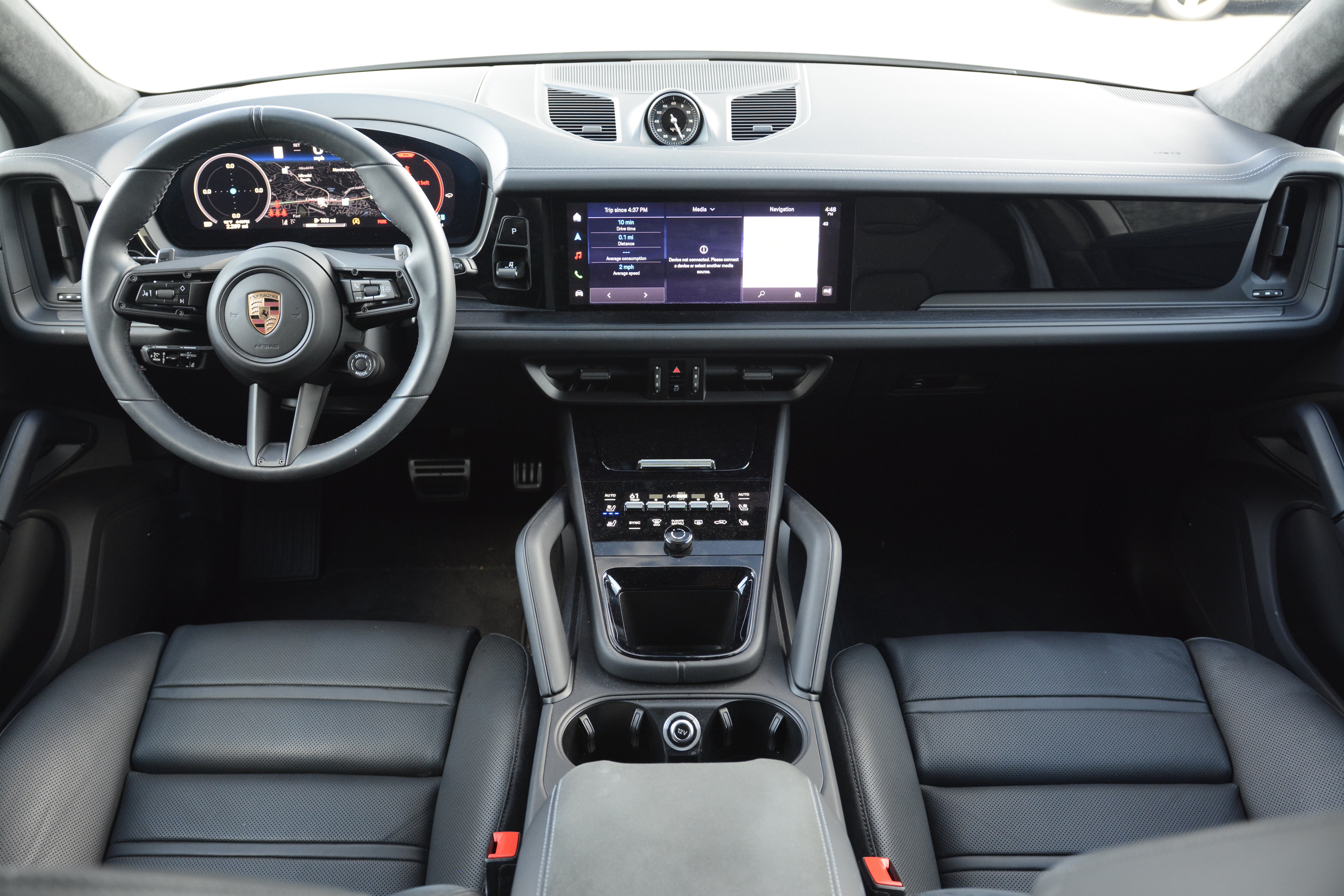 Certified 2026 Porsche Cayenne GTS AWD/4WD image 12