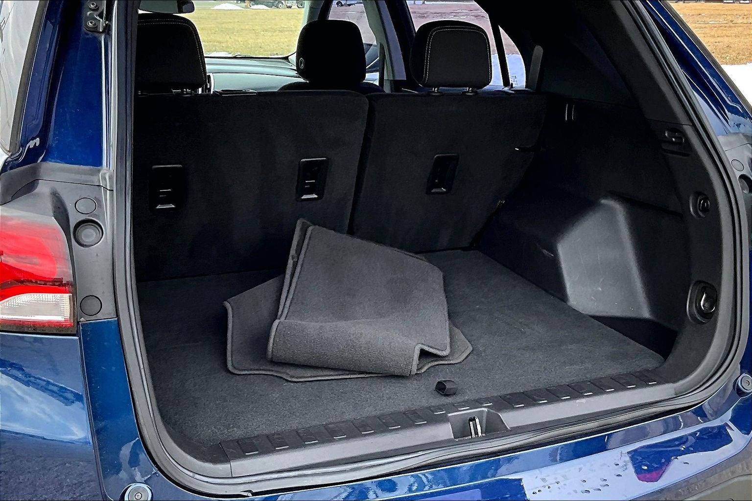 Used 2022 Chevrolet Equinox LS AWD/4WD image 19