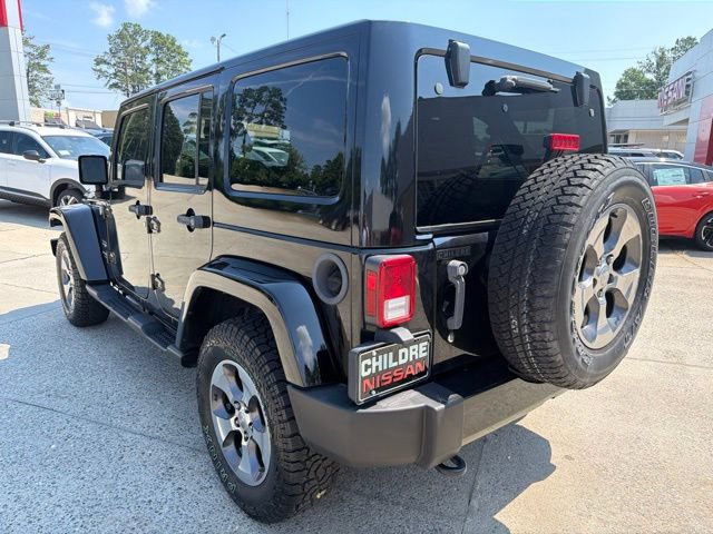 Used 2016 Jeep Wrangler Unlimited Sahara w/ Connectivity Group AWD/4WD image 8