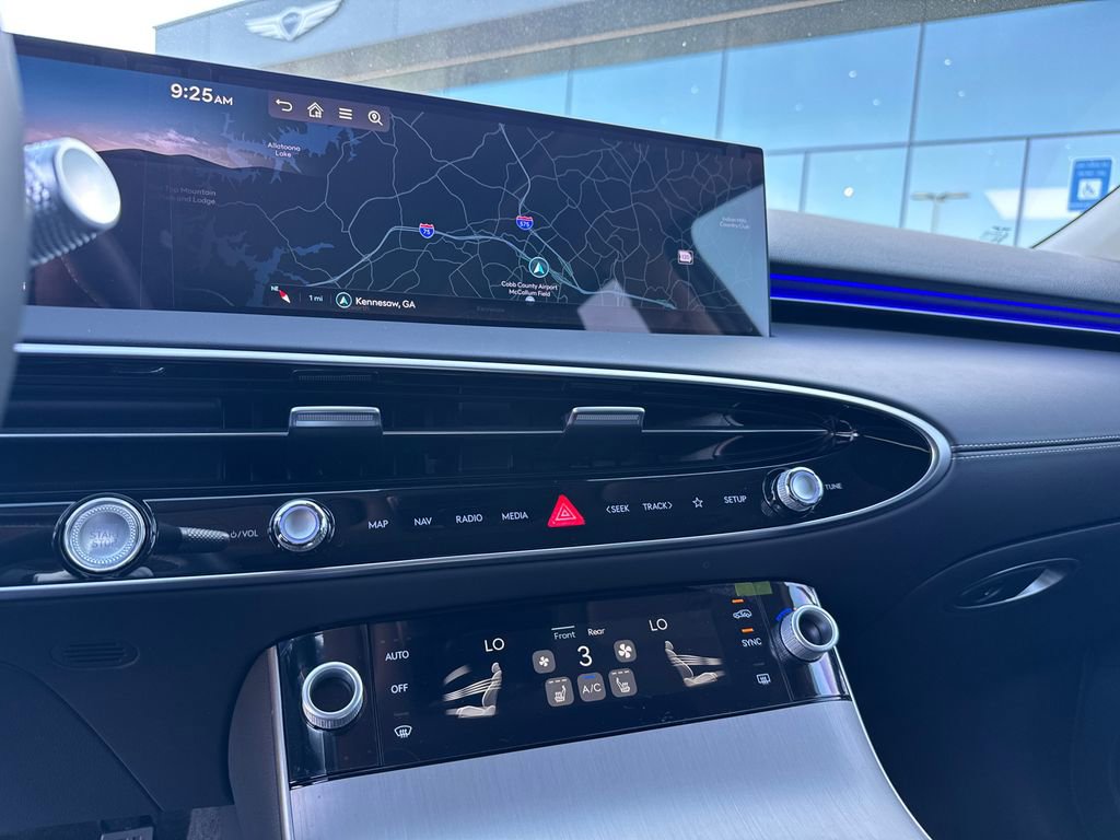 Used 2026 Genesis GV70 2.5T Select AWD/4WD image 28
