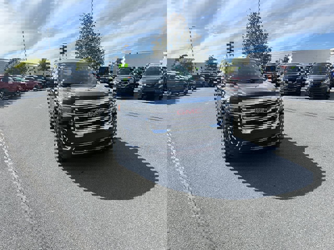 Used 2023 GMC Acadia SLE w/ Driver Convenience Package