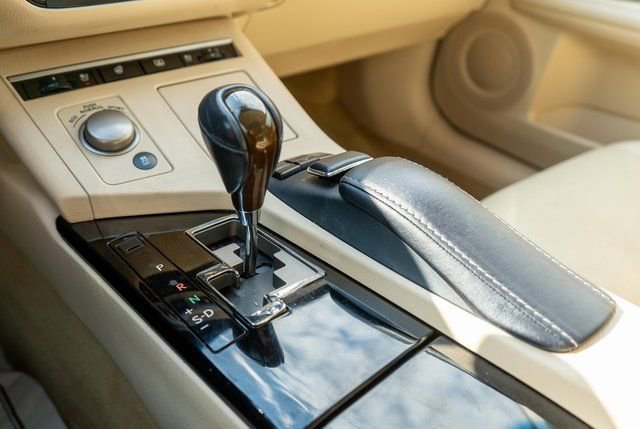 Used 2014 Lexus ES 350 w/ Luxury Package FWD image 44