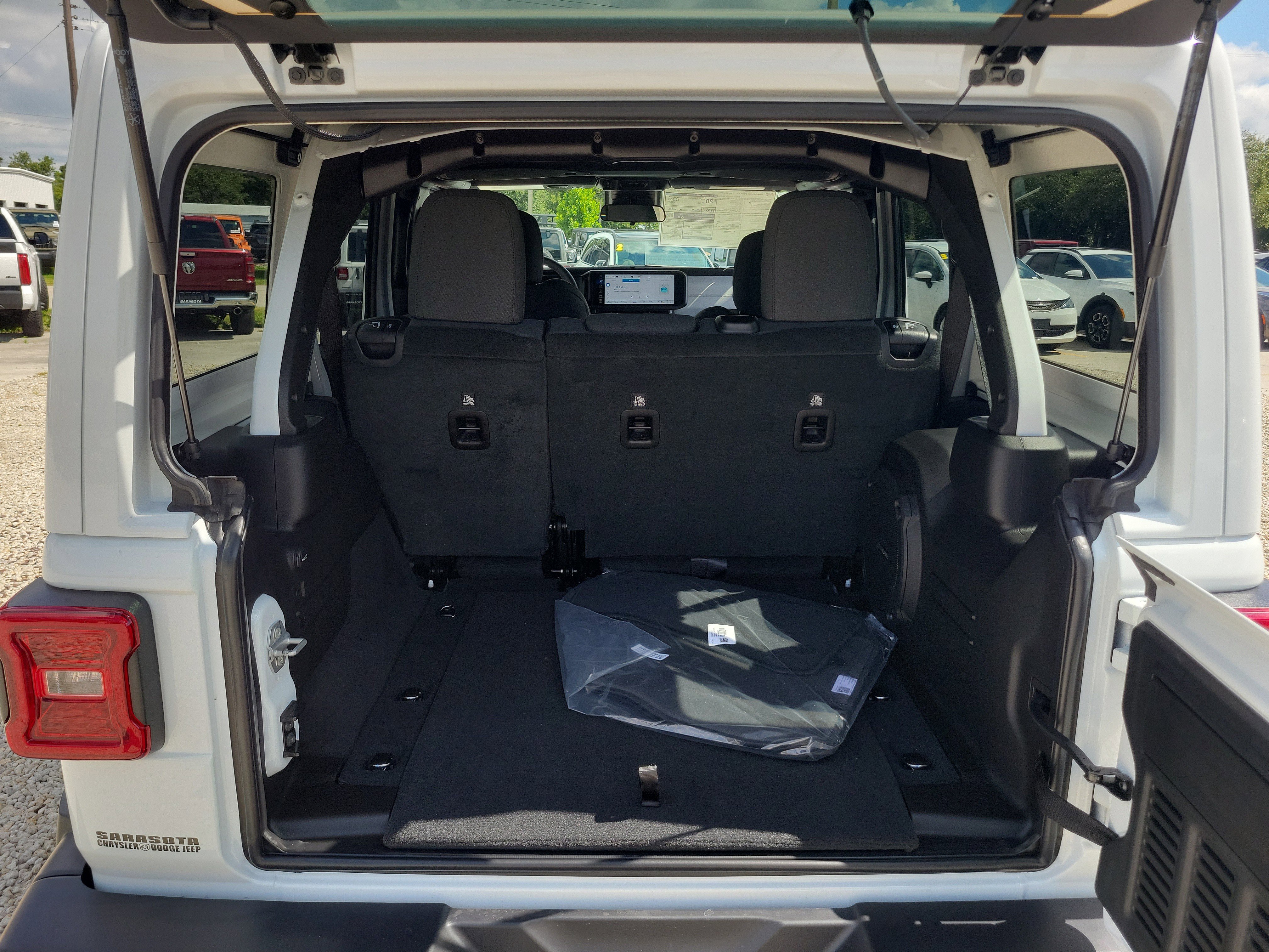New 2025 Jeep Wrangler Sport S image 5