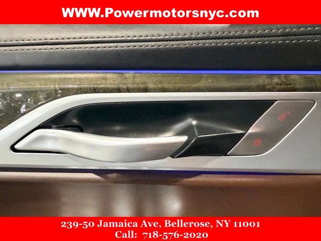 Used 2021 BMW 750i xDrive w/ Executive Package AWD/4WD image 44