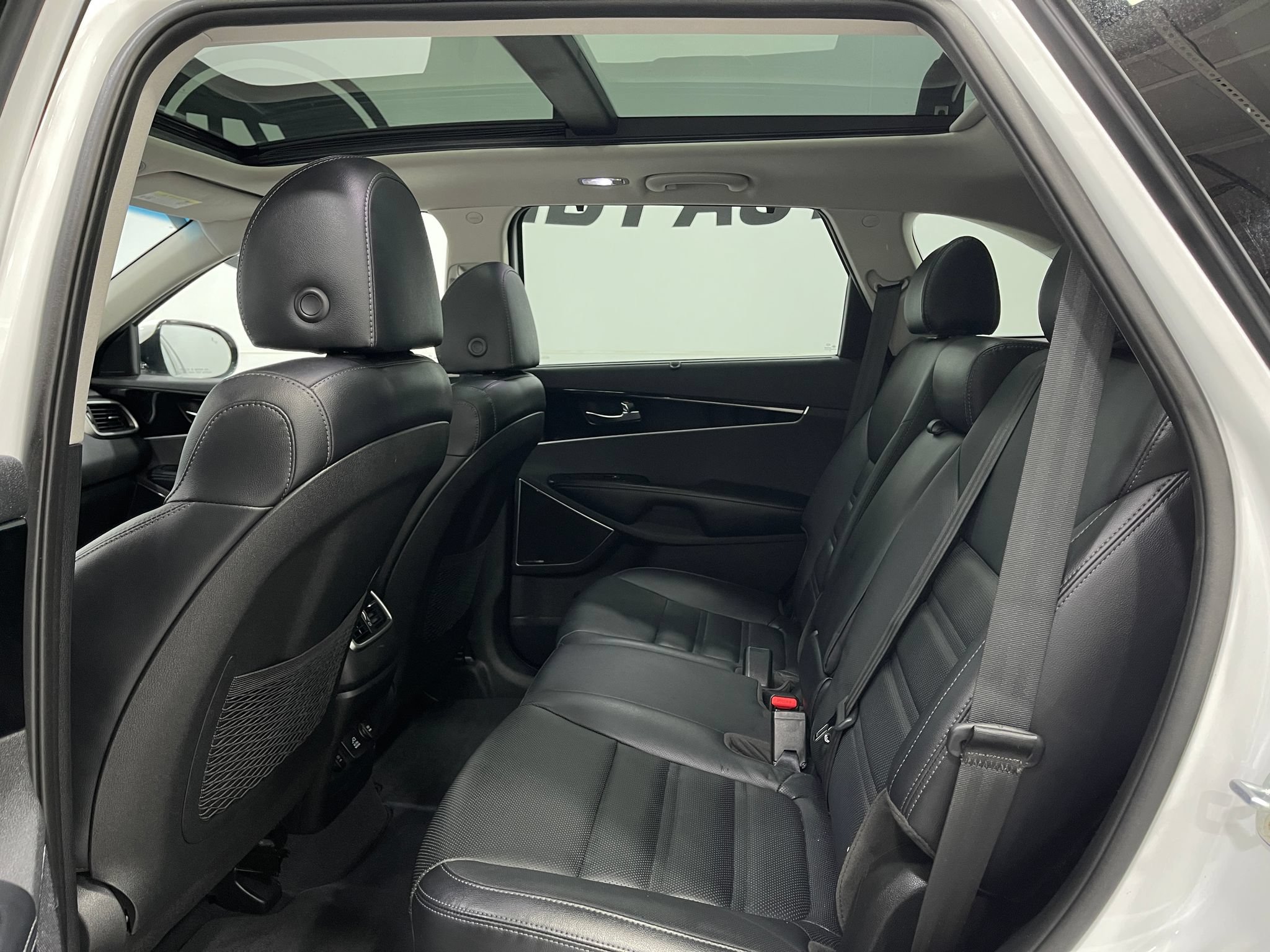 Used 2019 Kia Sorento SX AWD/4WD image 30