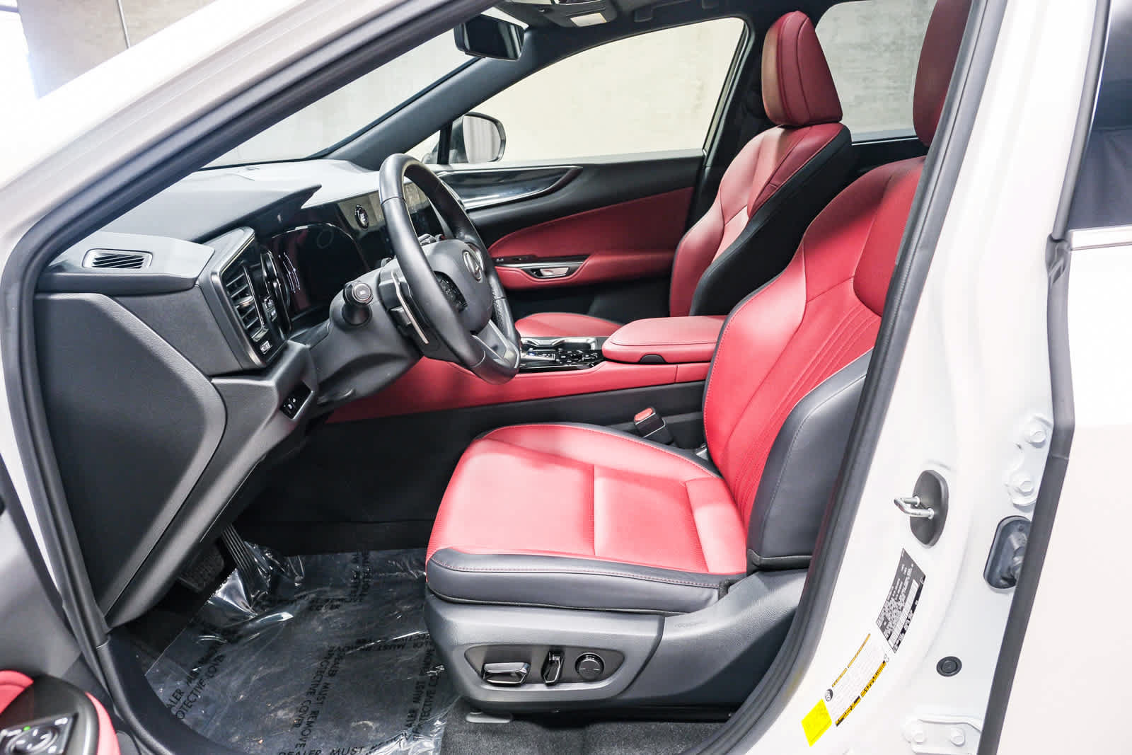 Used 2025 Lexus NX 250 FWD image 23