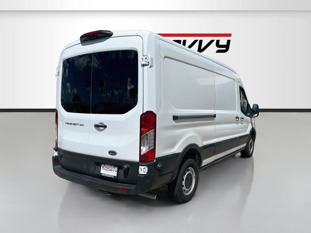 Used 2024 Ford Transit 250 148 Medium Roof RWD image 7