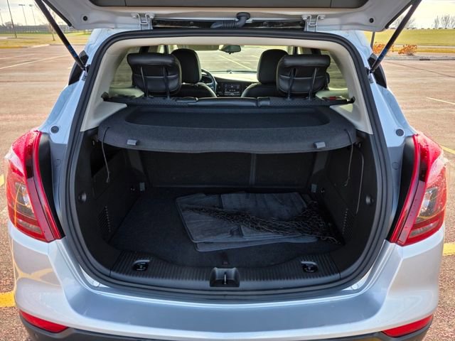 Used 2021 Buick Encore Preferred w/ Safety Package II image 30