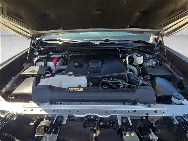 Used 2025 Toyota Tundra SR5 AWD/4WD image 21