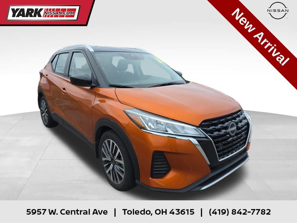Certified 2023 Nissan Kicks SV image 1