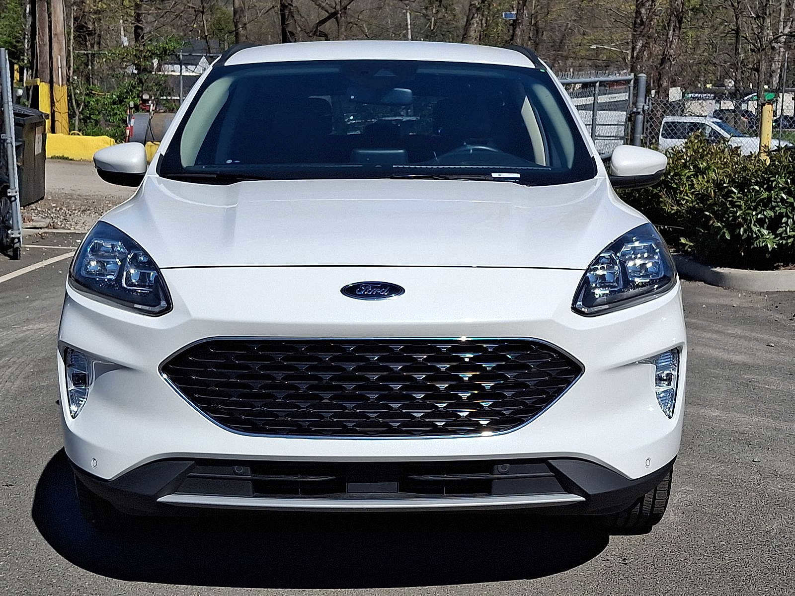 Used 2020 Ford Escape Titanium image 29