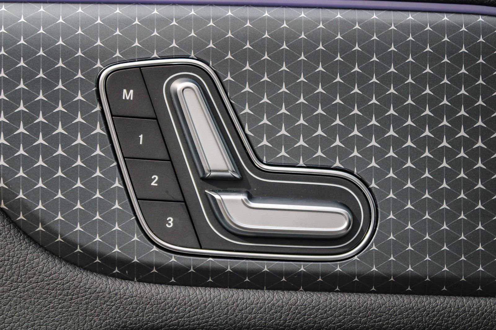 Certified 2025 Mercedes-Benz GLA 250 4MATIC image 23