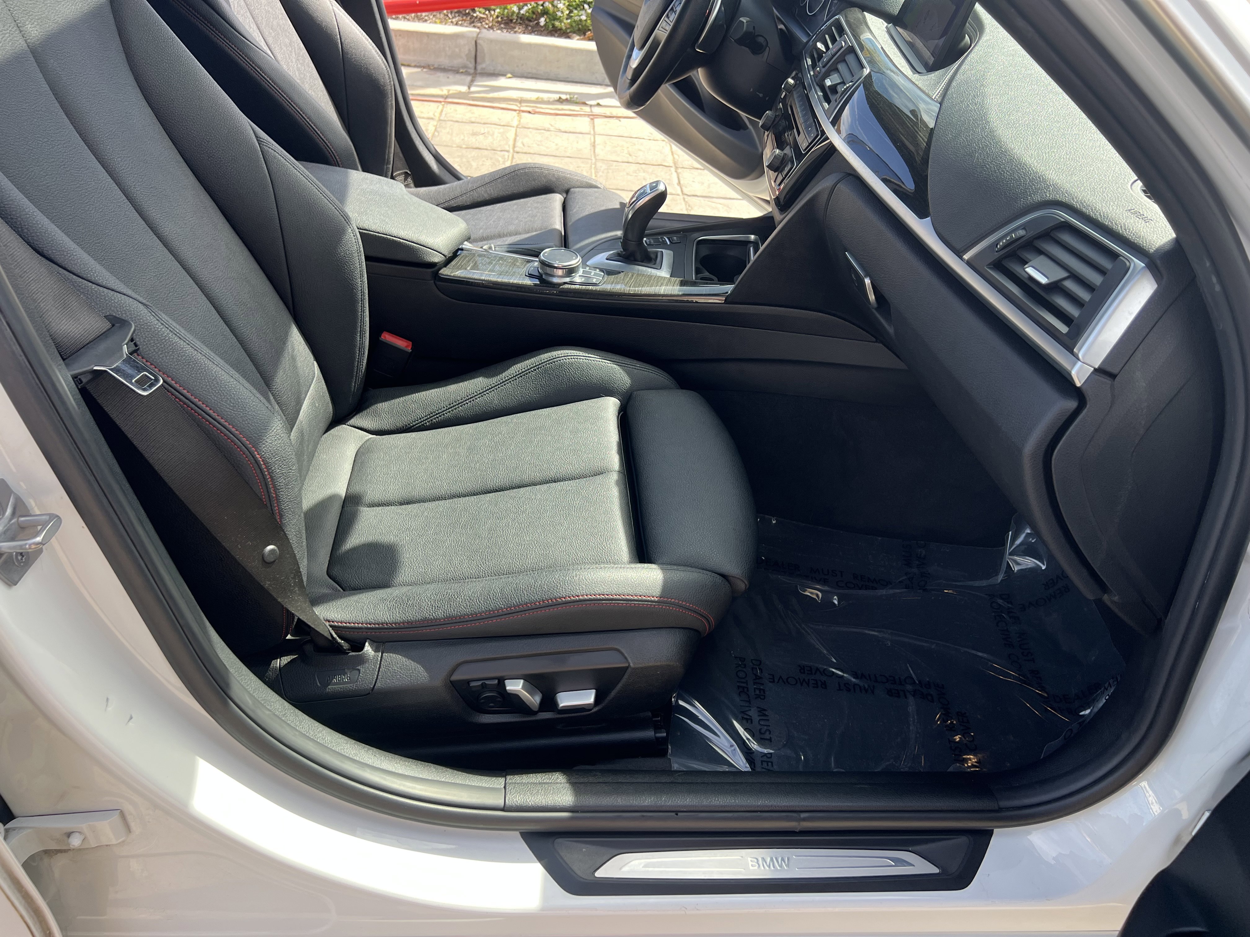 Used 2018 BMW 330i Sedan image 33