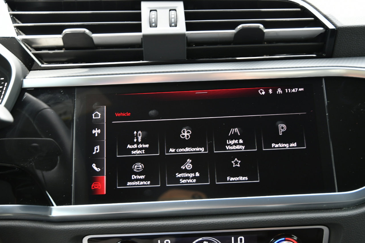 Used 2025 Audi Q3 2.0T Premium image 20