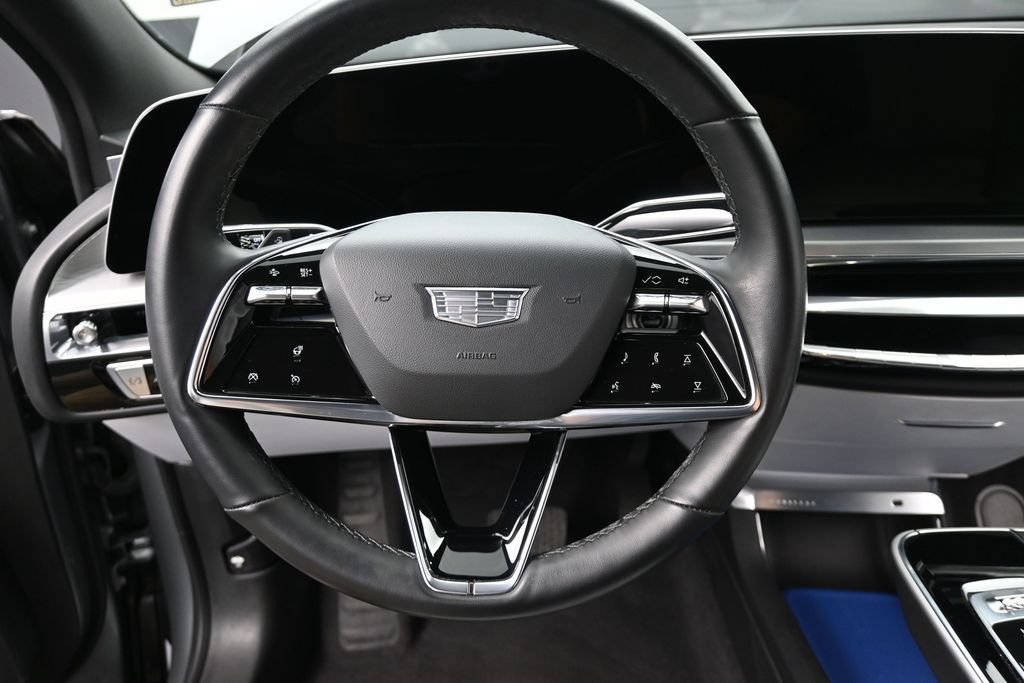 Certified 2024 Cadillac Lyriq Luxury AWD/4WD image 16