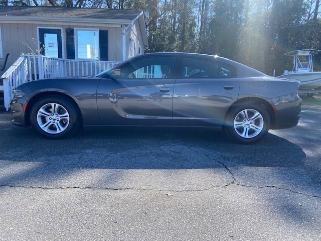 Used 2020 Dodge Charger SXT w/ Leather Interior Group image 1