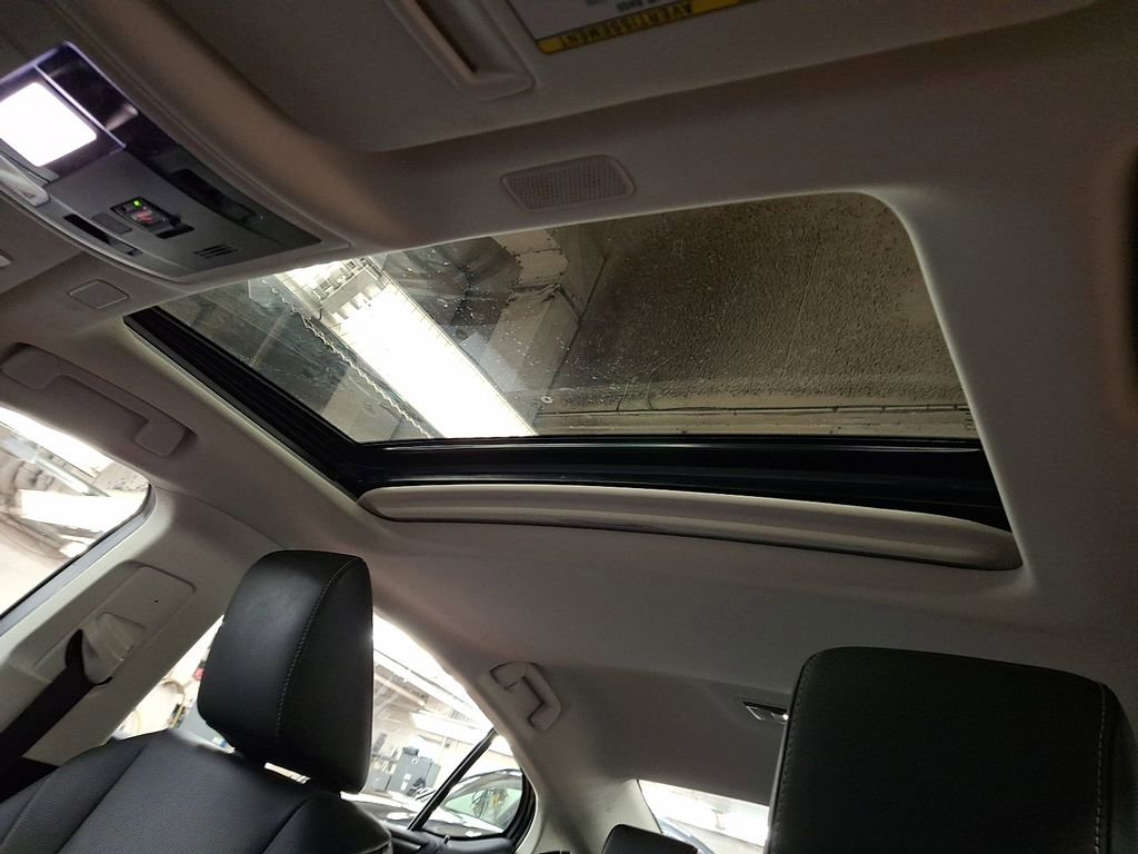 Used 2024 Lexus ES 350 w/ Premium Package image 13