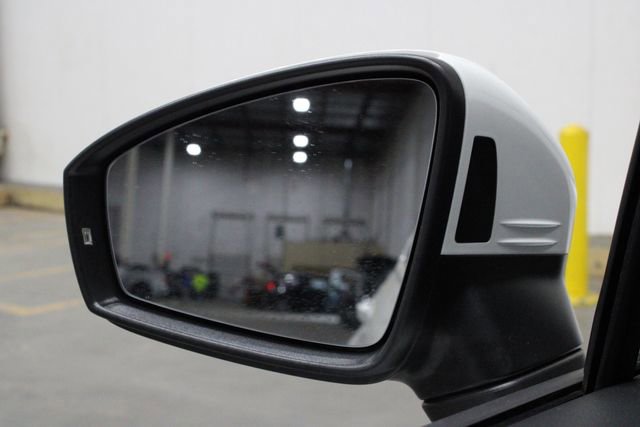 Used 2022 Volkswagen Tiguan S image 35