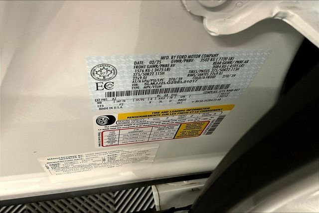 Used 2025 Lincoln Navigator Reserve w/ Jet Appearance Package image 43