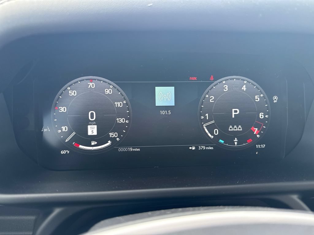 New 2026 Land Rover Defender 110 X-Dynamic SE AWD/4WD image 21