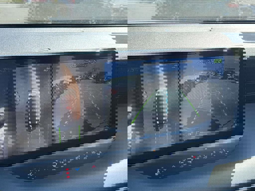 New 2026 Nissan Leaf Platinum+ w/ Floor Mat Package (Platinum+) image 15