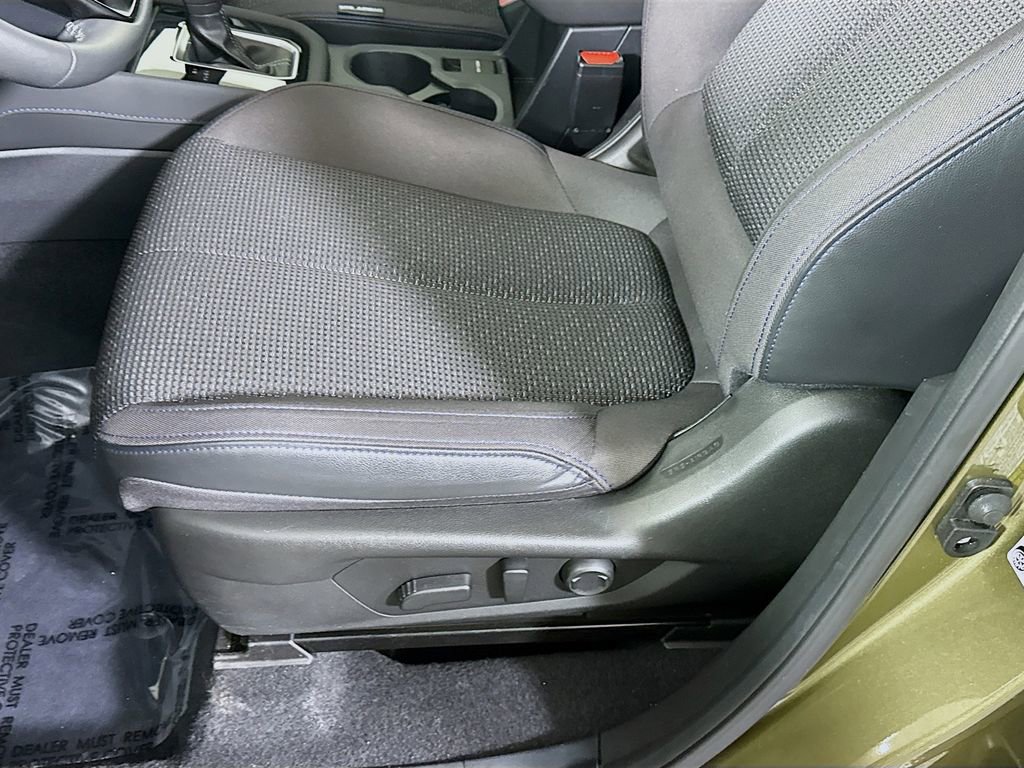 Used 2025 Subaru Forester Premium image 23