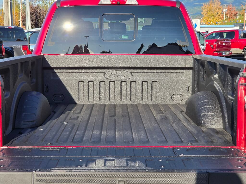 New 2027 Ford F250 Lariat w/ Black Appearance Package AWD/4WD image 7