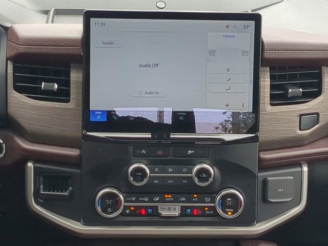 Used 2024 Ford Expedition Max Limited image 15