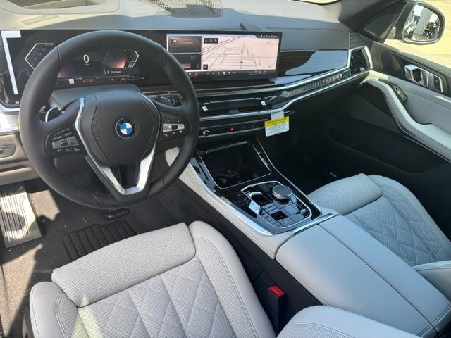 New 2026 BMW X5 xDrive50e AWD/4WD image 16