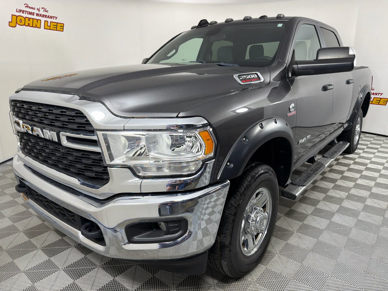 Used 2022 RAM 2500 Big Horn AWD/4WD image 1