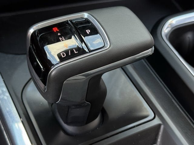 Used 2024 Chevrolet Silverado 1500 LTZ w/ LTZ Convenience Package II AWD/4WD image 22